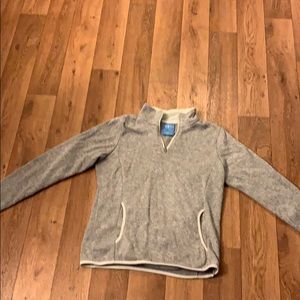 Grey sweatshirt